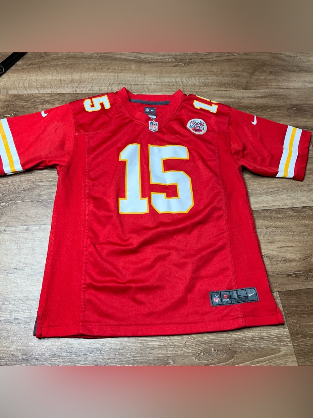 Nike Kansas City Chiefs Patrick Mahomes Jersey Youth Large Red NFL Football #15